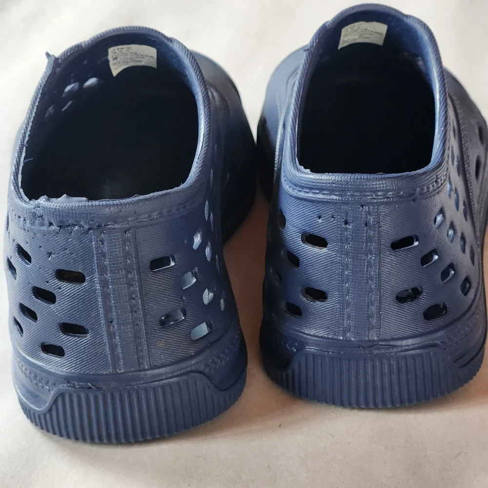 OshKosh B'gosh Shoes 12